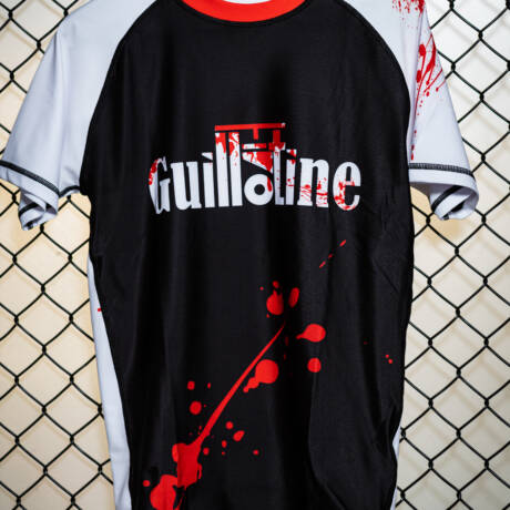 Guillotine rashguard